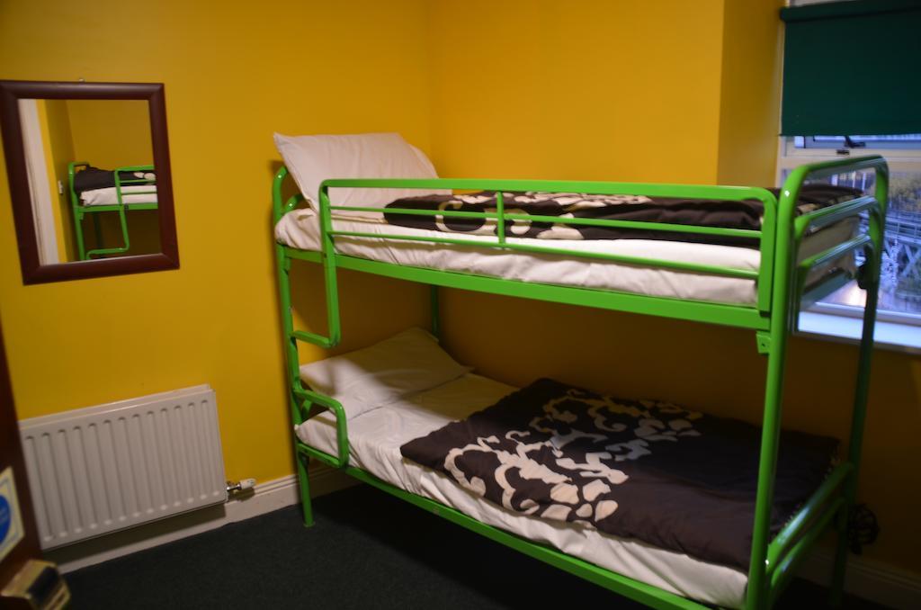 Paddy'S Palace Dublin Hostel Room photo